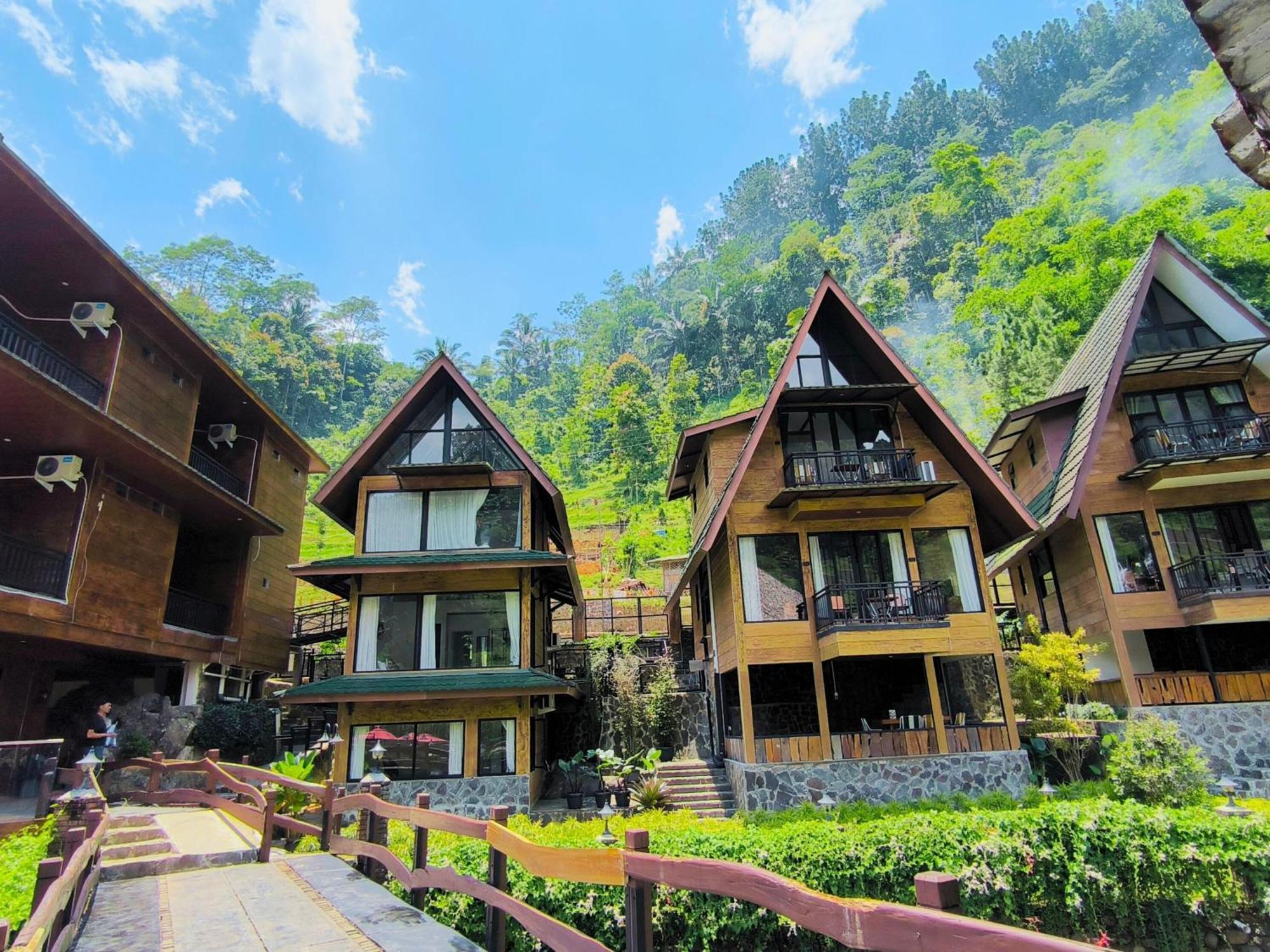 Bayan Village Baturraden Bagian luar foto