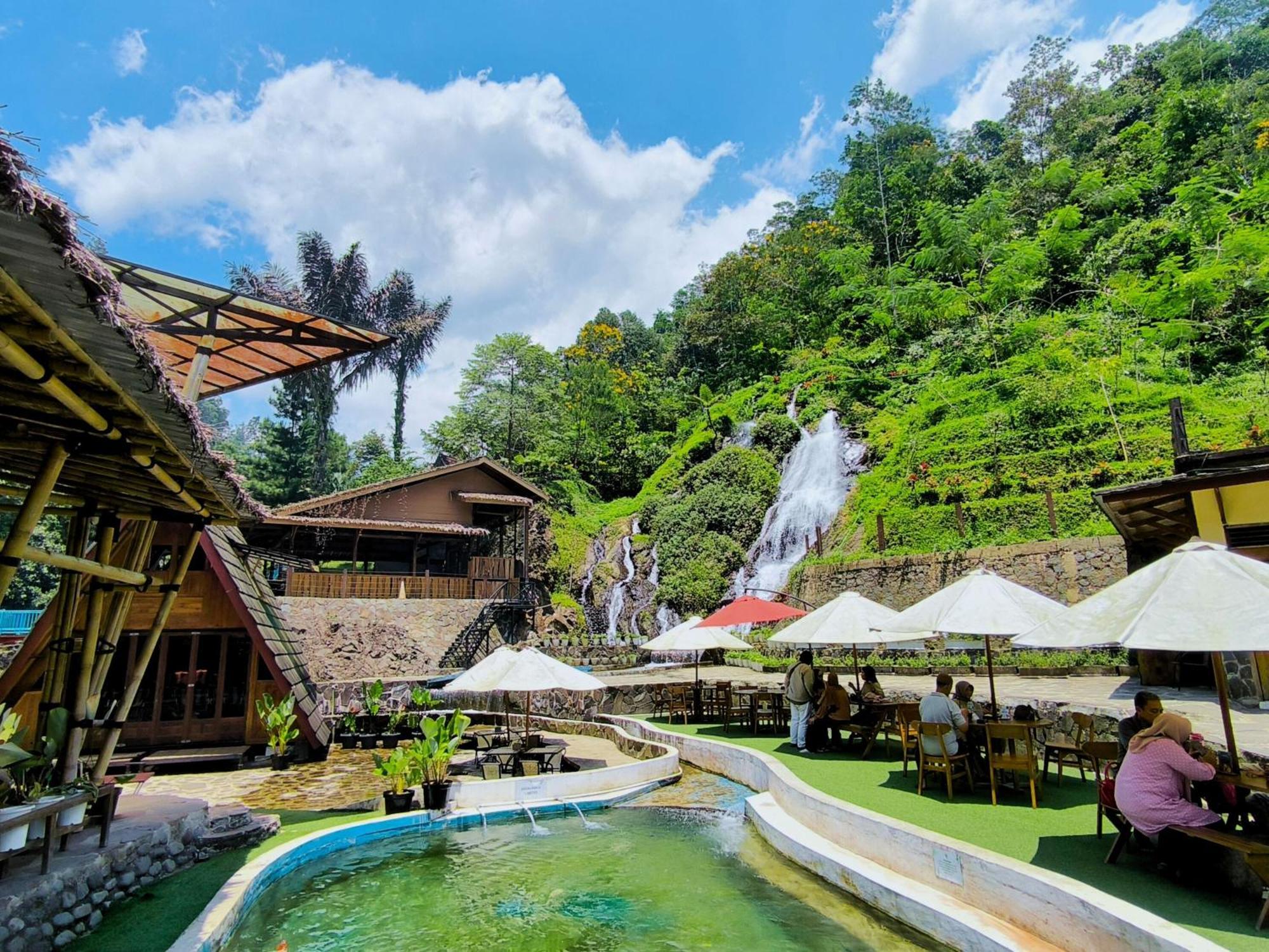 Bayan Village Baturraden Bagian luar foto