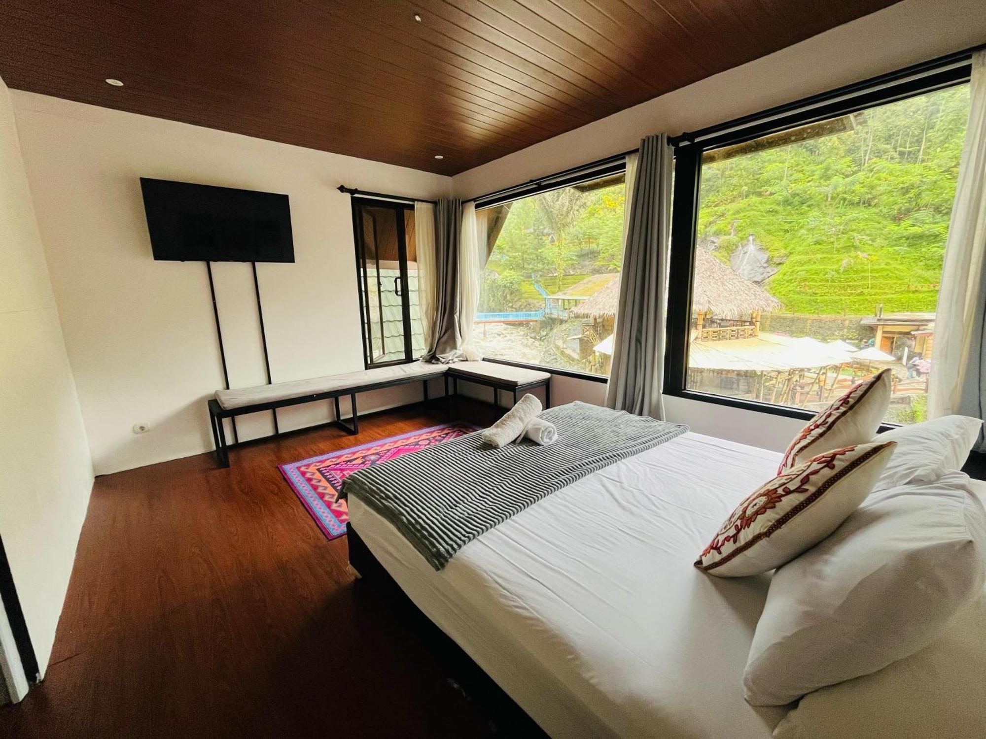 Bayan Village Baturraden Bagian luar foto