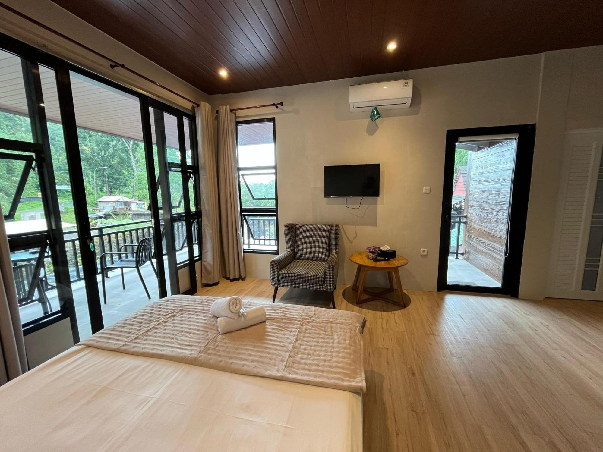 Bayan Village Baturraden Bagian luar foto